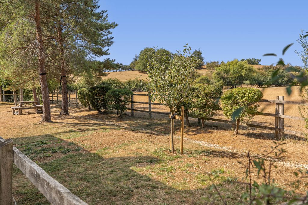 Crab Tree Close Bloxham